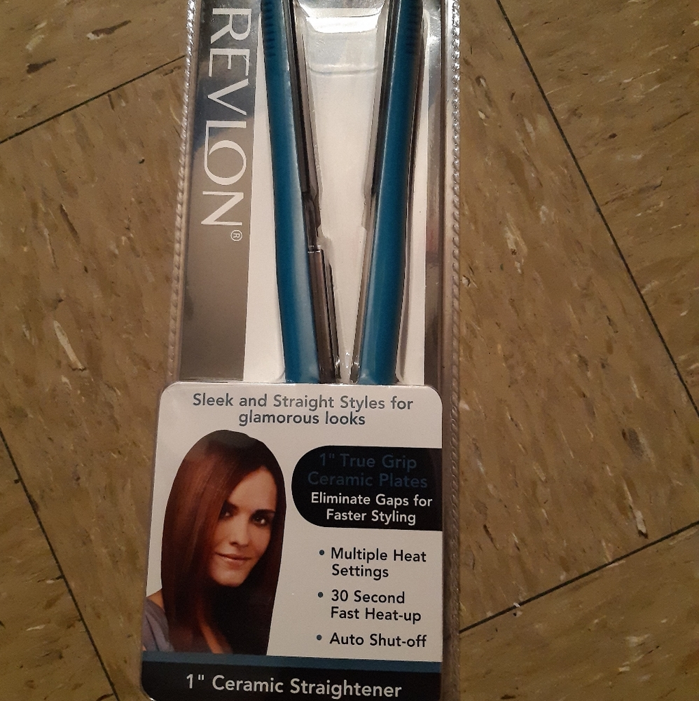 REVLON 1" CERAMIC STRAIGHTENER